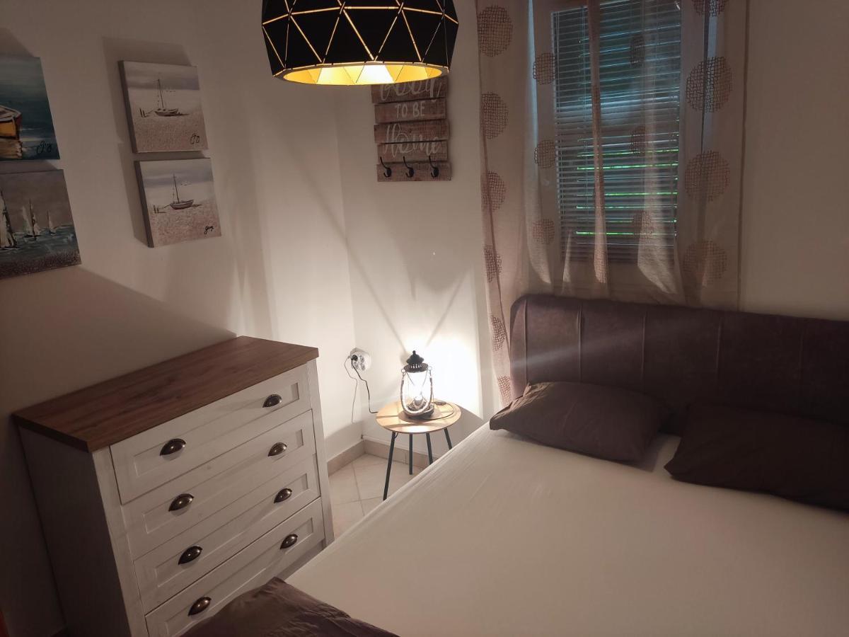 Apartman Karla Mara Ana Ivan & Jo Srima Extérieur photo