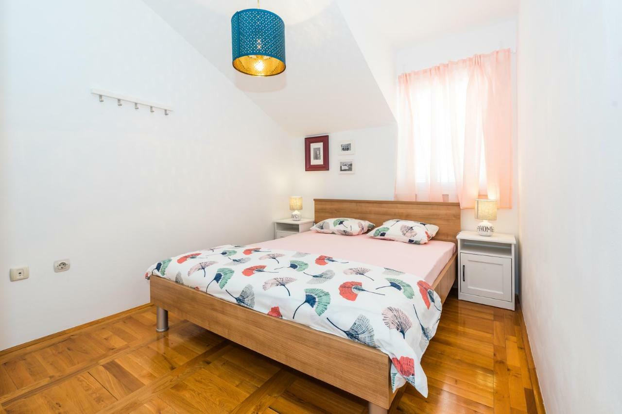 Apartman Karla Mara Ana Ivan & Jo Srima Extérieur photo